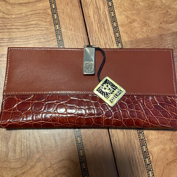 Women’s wallet - Picture 3 of 5